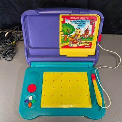 LOT 25B: Vintage Sega Pico Video Game Console with Educational Games