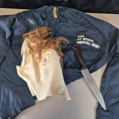 LOT 185B: Vintage Scream, Crypt Keeper, Michael Myers Costumes