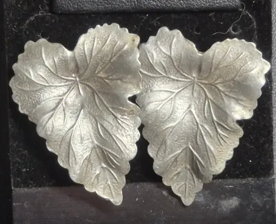 Sale Photo Thumbnail #72: Gray Pearl Necklace w/ pewter leaf Earrings
> necklace is gray pearls evenly spaced by sterling chain.....16" 
> pewter earring in Leaf form w/ post backs....unbranded