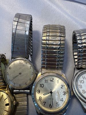 Sale Photo Thumbnail #56: See pics. Need repair or batteries.