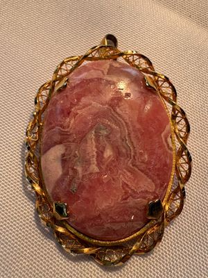 Sale Photo Thumbnail #269: Black Coro Cameo, green Peri cameo