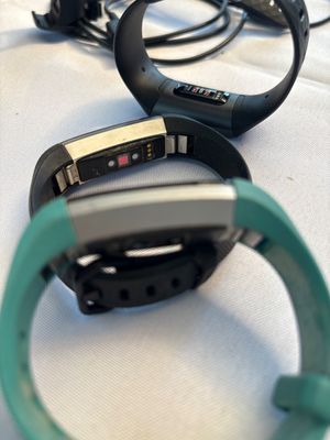 Sale Photo Thumbnail #450: Untested. Comes with charger