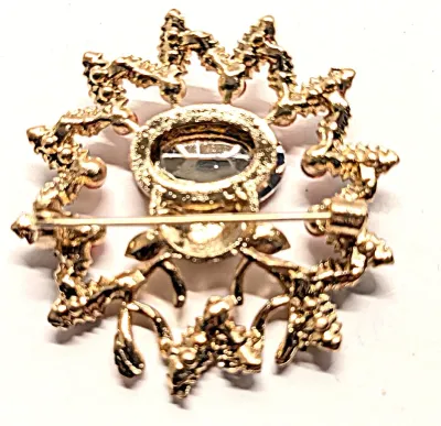 **NEW ARRIVAL** Jeweled "DEER-FACE HOLIDAY WREATH" BROOCH (1¾" Diam.) with Large Red Beveled Glas Stone Center on a Gold...