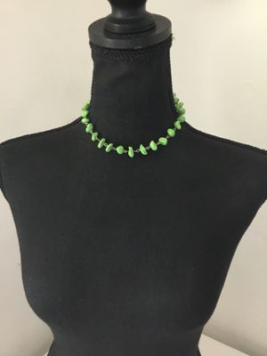 Cute, silver toned, lime, green stone necklace