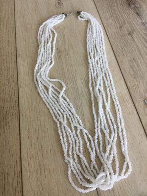 Beautiful vintage mother of pearl, crushed shell, multi strand necklace, silver toned, very nice