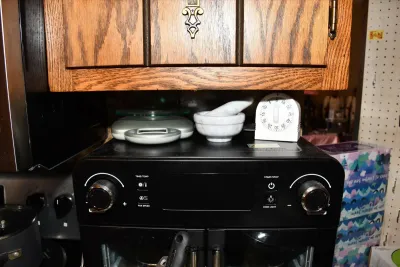 Sale Photo Thumbnail #206: 205 kitchen