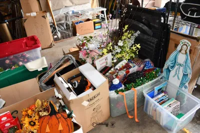 Sale Photo Thumbnail #793: 792 garage