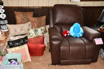 Sale Photo Thumbnail #358: 357 family room