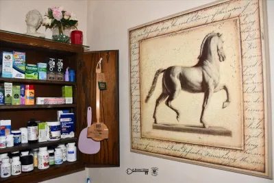 Sale Photo Thumbnail #586: 585 bathroom