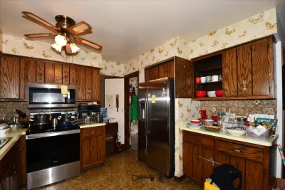 Sale Photo Thumbnail #155: 154 kitchen