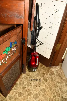 Sale Photo Thumbnail #212: 211 kitchen