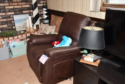 Sale Photo Thumbnail #356: 355 family room
