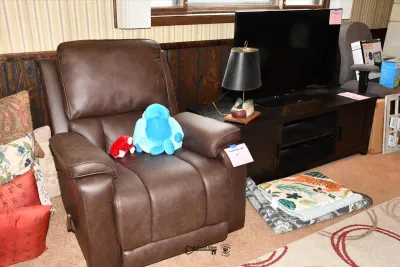Sale Photo Thumbnail #357: 356 family room