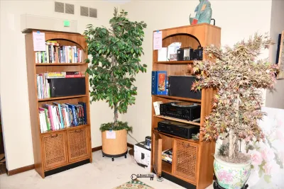 Sale Photo Thumbnail #251: 250 living room