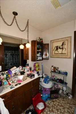 Sale Photo Thumbnail #553: 552 bathroom