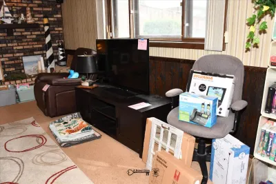 Sale Photo Thumbnail #327: 326 family room