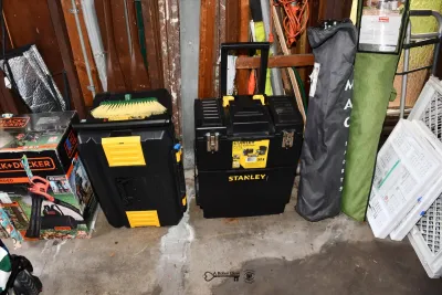 Sale Photo Thumbnail #893: 892 garage