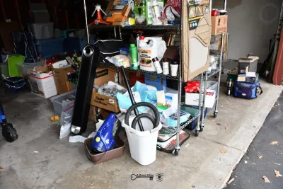 Sale Photo Thumbnail #769: 768 garage