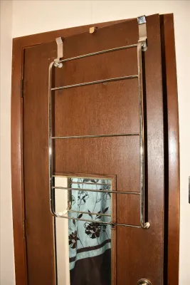 Sale Photo Thumbnail #587: 586 bathroom