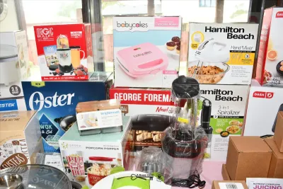 Sale Photo Thumbnail #166: 165 kitchen