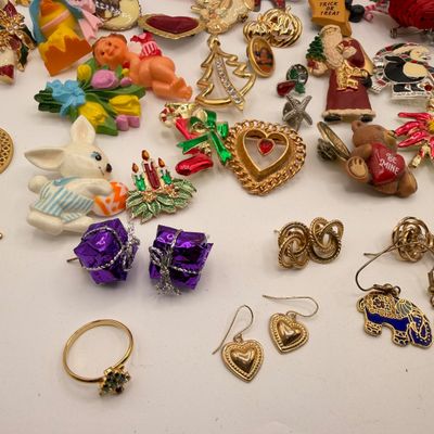 LOT 84: Big Lot of Holiday Pins, Earrings and More