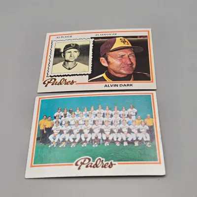 LOT 121: 1978 and 1980 Topps Baseball Cards - Eddie Murray, Paul Molitor, Reggie Jackson, Nolan Ryan and More