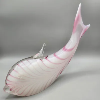 LOT 136: Damaged/Repaired Murano-style Fish and Murano Bird Figurines