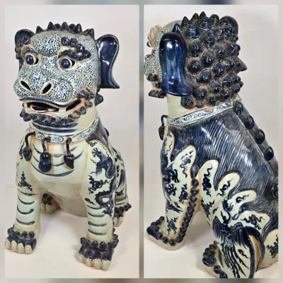LOT 66: Large Nanking Blue and White Porcelain Chinese Foo Dog / 24" Tall