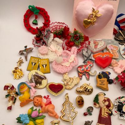 LOT 84: Big Lot of Holiday Pins, Earrings and More