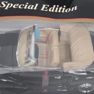 LOT 54: Maisto 1:18 Scale 1955 Mercedes-Benz 300S Die-Cast Special Edition Model and Vintage Bachmann Mini-Planes #16 Spirit of St. Louis