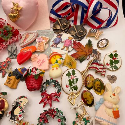 LOT 84: Big Lot of Holiday Pins, Earrings and More