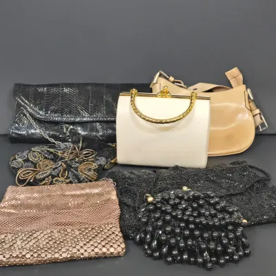 LOT 76: Collection of Purses