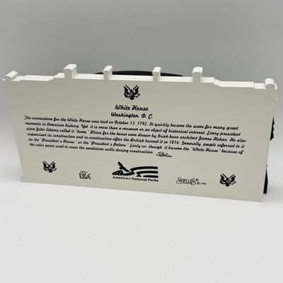 LOT 98: Sheila's Collectibles - Mount Rushmore, White House and Viet Nam Memorial
