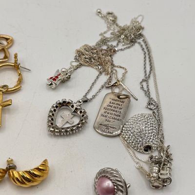 LOT 88: Costume Jewelry Collection - Camrose & Kross Jackie Kennedy Faux Pearls, Joan Rivers Statement Necklace and More