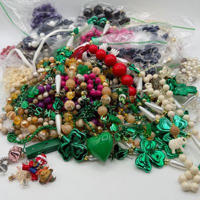 LOT 91: Big Lot of Beaded Necklaces and Craft / Repair Jewelry