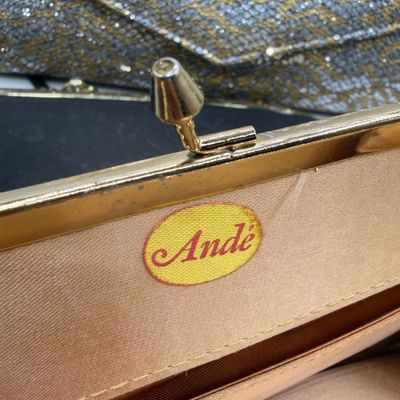 LOT 94: Collection of Vintage Fashion Purses