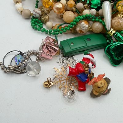 LOT 91: Big Lot of Beaded Necklaces and Craft / Repair Jewelry
