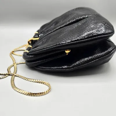 LOT 151: Vintage Ashneil Black Clutch Purse