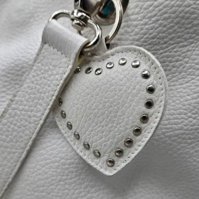 LOT 155: Tanner White Leather Shoulder Bag Made in Italy