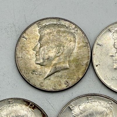 LOT 173: Kennedy Half Dollar Coins (10) 1968, 1969 - 40% Silver