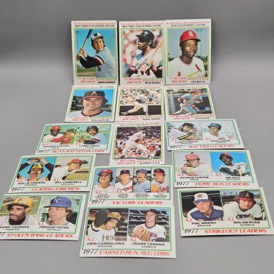 LOT 121: 1978 and 1980 Topps Baseball Cards - Eddie Murray, Paul Molitor, Reggie Jackson, Nolan Ryan and More