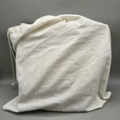 LOT 155: Tanner White Leather Shoulder Bag Made in Italy