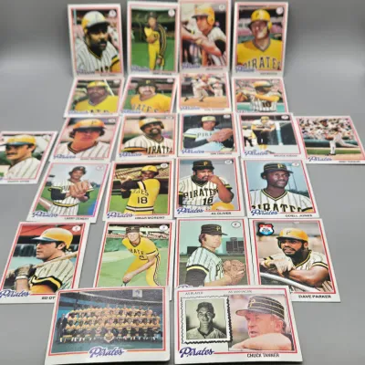 LOT 121: 1978 and 1980 Topps Baseball Cards - Eddie Murray, Paul Molitor, Reggie Jackson, Nolan Ryan and More