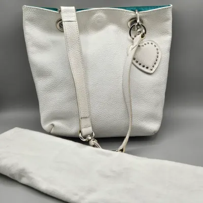 LOT 155: Tanner White Leather Shoulder Bag Made in Italy
