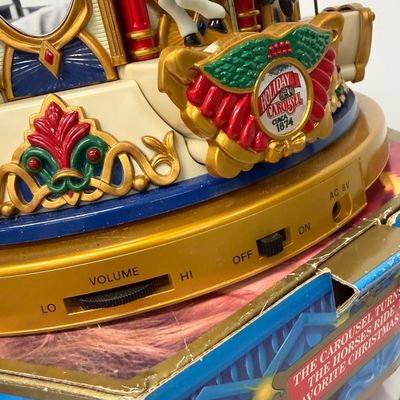 LOT 162: Mr. Christmas Holiday Merry-Go-Round
