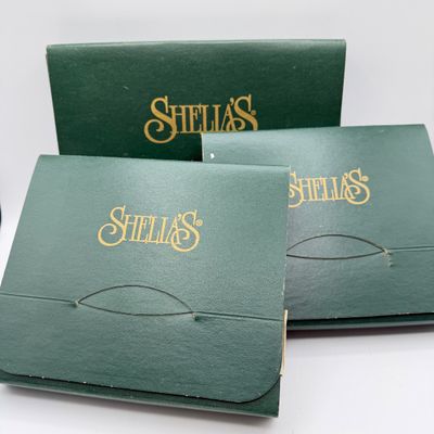LOT 98: Sheila's Collectibles - Mount Rushmore, White House and Viet Nam Memorial