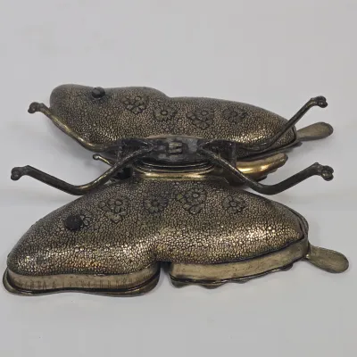 LOT 48: Vintage Mid-Century Italian Brass Butterfly Trinket Box and Brass Rabbit Figurine and Paperweight