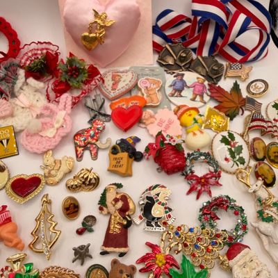LOT 84: Big Lot of Holiday Pins, Earrings and More