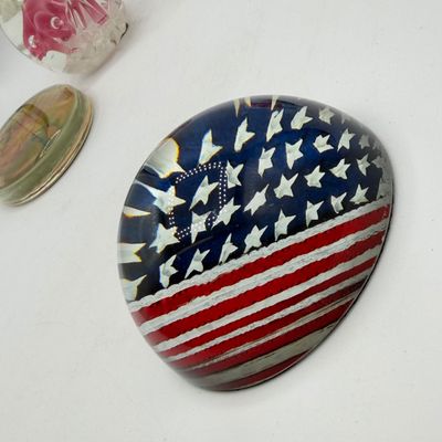 LOT 92: Four Paperweights -Joe St. Clair and More