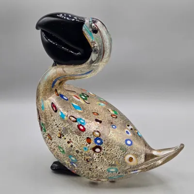 LOT 136: Damaged/Repaired Murano-style Fish and Murano Bird Figurines